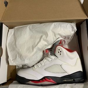 Air Jordan 5